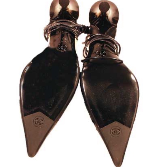 CHANEL GLADIATOR STILETTOS, Sz 7.5B, HEEL 3 inch, MADE ITALY, TAGS ON NEVER WORN - Picture 14 of 14